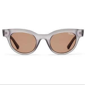 Quay Australia Sunnies: Star Struck